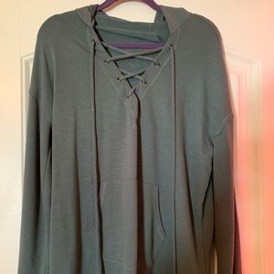 green sweater/hoodie